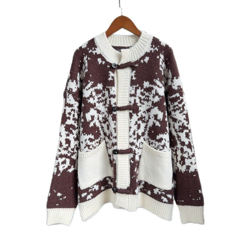 Loose round neck long sleeved sweater