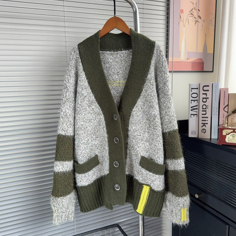 Loose single breasted long sleeved sweater