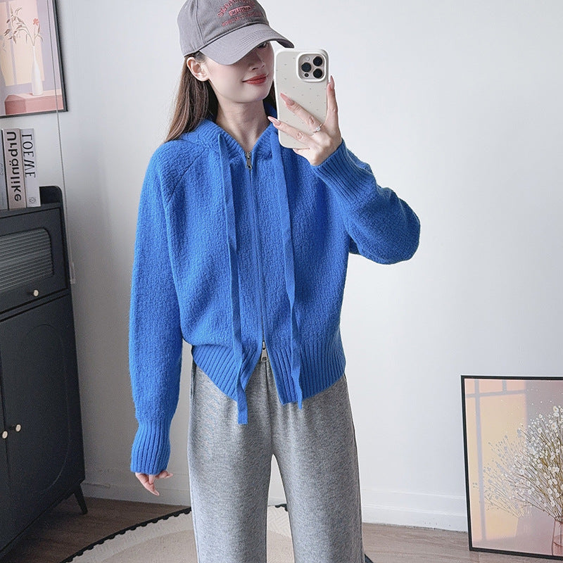 Hooded short sweater